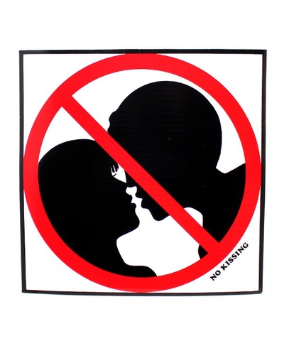 Знак Play Star No Kissing, 190х190 мм (белый; черный; красный) 