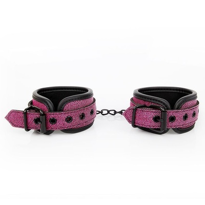 Розово-черные наручники с регулируемыми застежками Erokay (розовый с черным) 