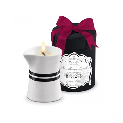 Массажное масло в виде большой свечи Petits Joujoux Romantic Getaway с ароматом имбирного печенья Mystim 