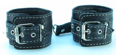 Кожаные наручники черные BDSM Arsenal (Черный) 