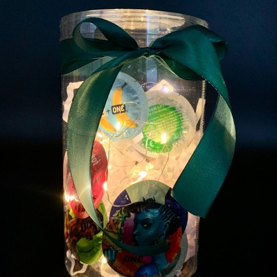 ONE Christmas Box с гирляндой - новогодний подарочный набор презервативов, 14 штук, 7 видов (Мульти) 