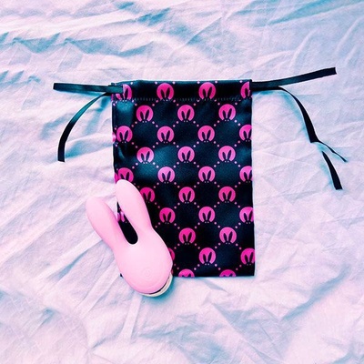 Сумочка для игрушек Pink Rabbit 13,5*20, малая (чёрный, розовый) 