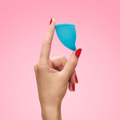 Fun Factory Menstrual Cup - менструальная чаша размер А, 5.3х4 см (голубой) 