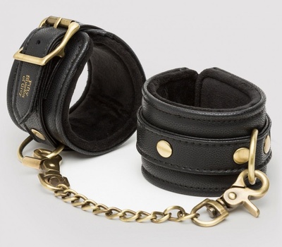 Черные наручники Bound to You Faux Leather Wrist Cuffs Fifty Shades of Grey (черный) 