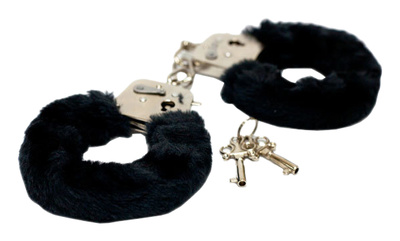 Наручники Toy Joy меховые с ключами черные (черный) 